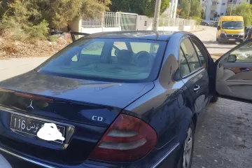 Mercedes-Benz Classe E Élégance 2003 5