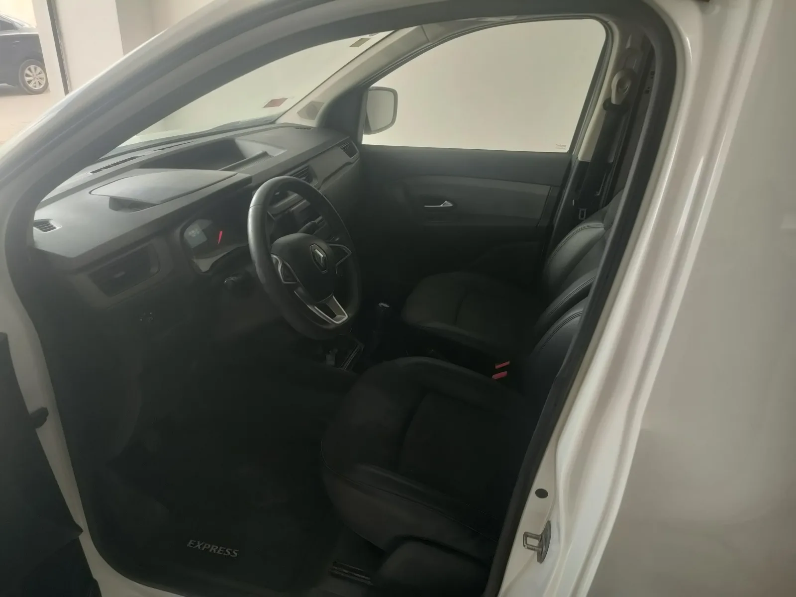 Renault Express  2024